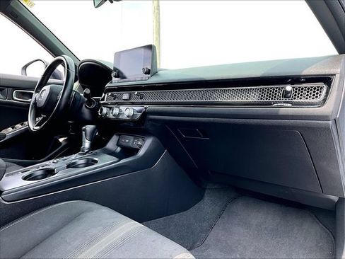 Used 2022 Honda Civic Sport image 13