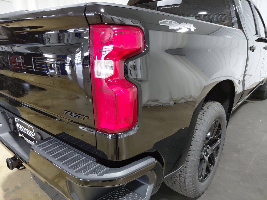 New 2026 Chevrolet Silverado 1500 RST AWD/4WD image 15