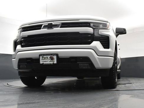 Used 2025 Chevrolet Silverado 1500 RST w/ Convenience Package II image 18
