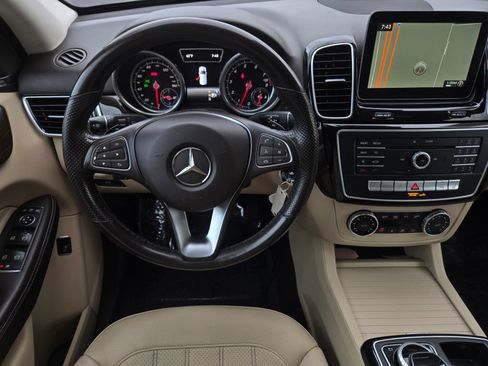 Used 2017 Mercedes-Benz GLE 350 image 12