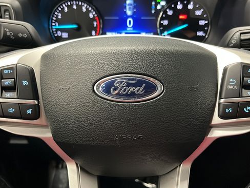 Used 2023 Ford Explorer XLT w/ Equipment Group 202A AWD/4WD image 14