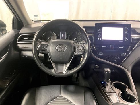Used 2023 Toyota Camry SE image 17