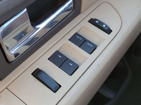 Used 2013 Ford F150 XLT w/ Luxury Equipment Group RWD image 20