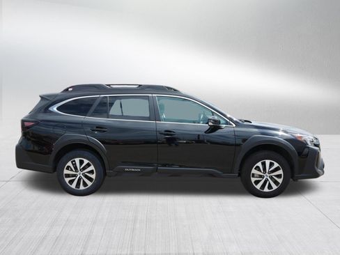 Used 2025 Subaru Outback Premium AWD/4WD image 8