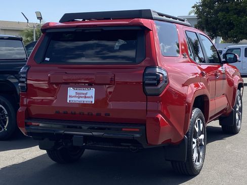New 2026 Toyota 4Runner TRD Sport AWD/4WD image 4