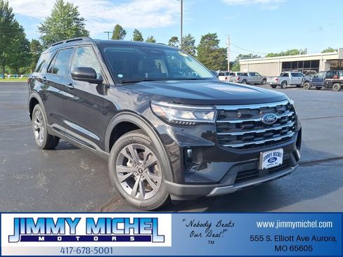 New 2026 Ford Explorer Active w/ Active Comfort Package AWD/4WD image 1