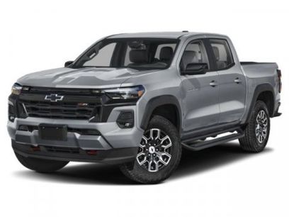 Used 2024 Chevrolet Colorado Z71 w/ Z71 Convenience Package 2