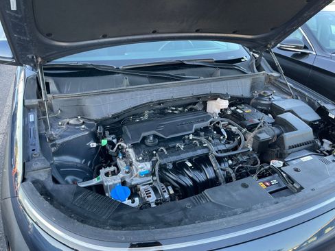 Used 2025 Hyundai Kona SEL image 32