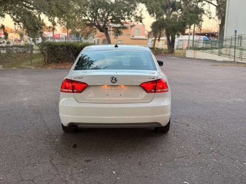 Used 2013 Volkswagen Passat TDI SE image 6