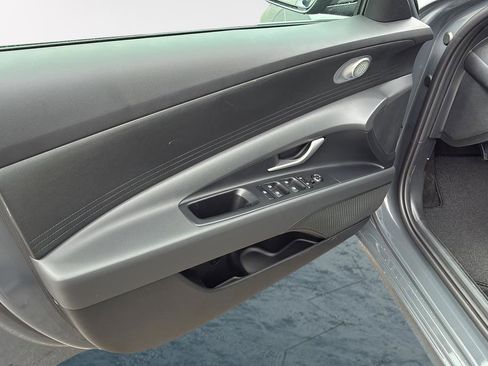 New 2026 Hyundai Elantra SE w/ Cargo Package FWD image 10