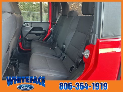 Used 2023 Jeep Gladiator Overland image 34