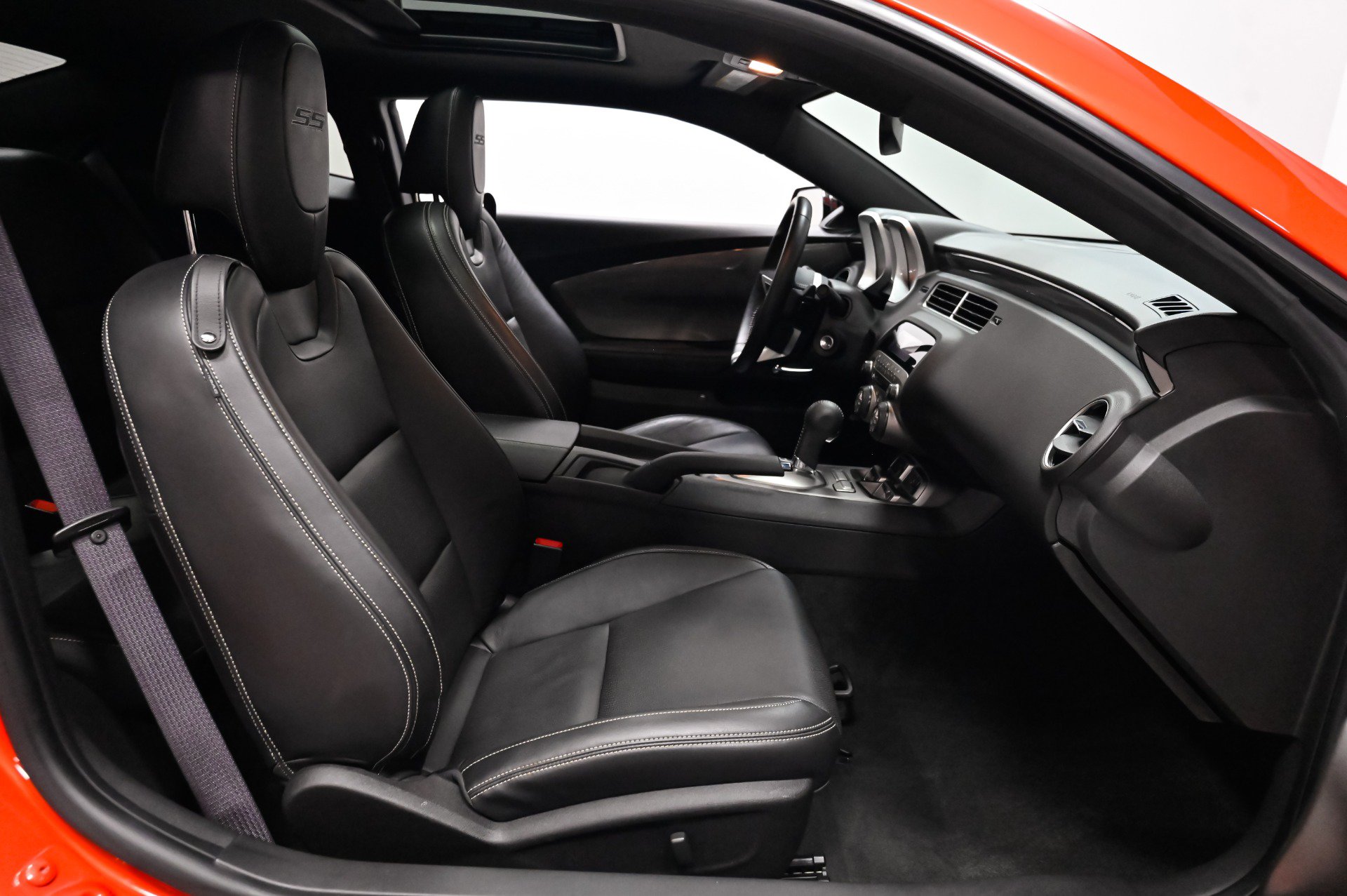 Used 2010 Chevrolet Camaro SS w/ RS Package RWD image 36