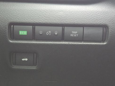Used 2022 Nissan Sentra SV w/ Trunk Package FWD image 20