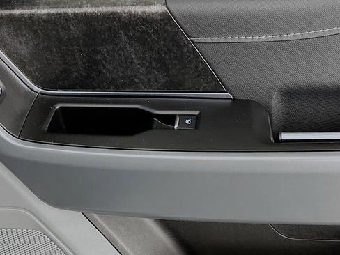 Used 2023 Ford F150 XLT w/ Equipment Group 302A High image 32