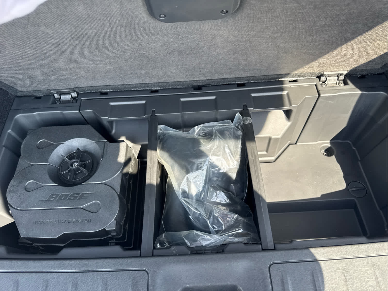 Used 2019 Nissan Pathfinder Platinum AWD/4WD image 40
