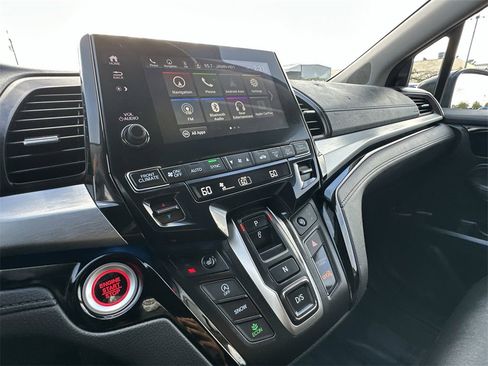 Certified 2024 Honda Odyssey Touring image 28