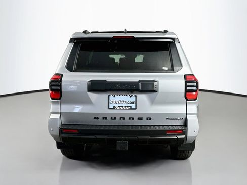 Certified 2025 Toyota 4Runner TRD Off-Road AWD/4WD image 6