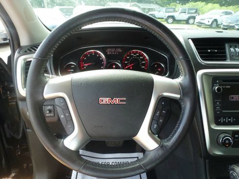 Used 2013 GMC Acadia SLE FWD image 18