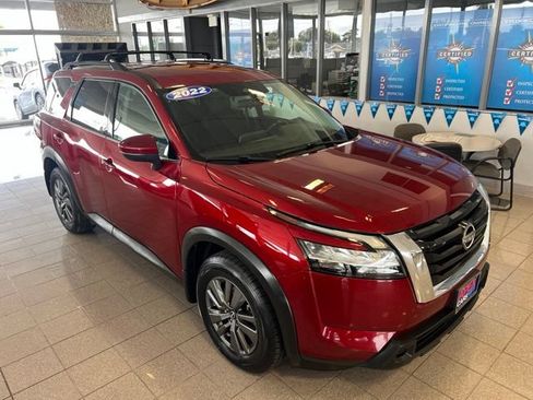 Used 2022 Nissan Pathfinder SV AWD/4WD image 2