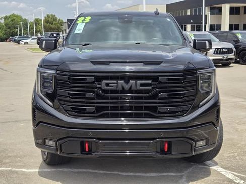 Used 2023 GMC Sierra 1500 AT4 w/ AT4 Premium Package AWD/4WD image 2