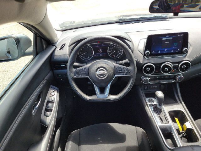 Used 2024 Nissan Sentra SV FWD image 10