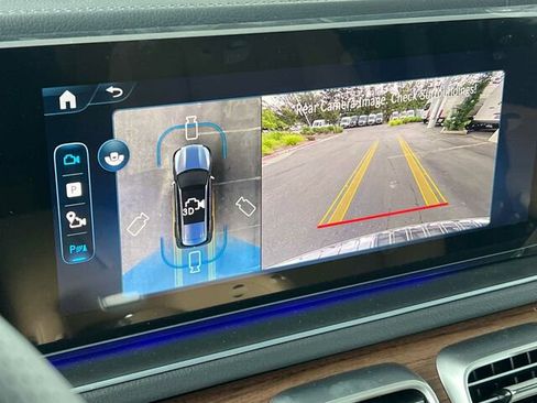 New 2026 Mercedes-Benz GLS 580 4MATIC image 20