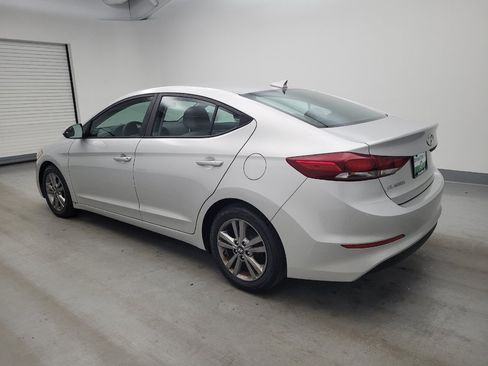 Used 2017 Hyundai Elantra SE FWD image 3