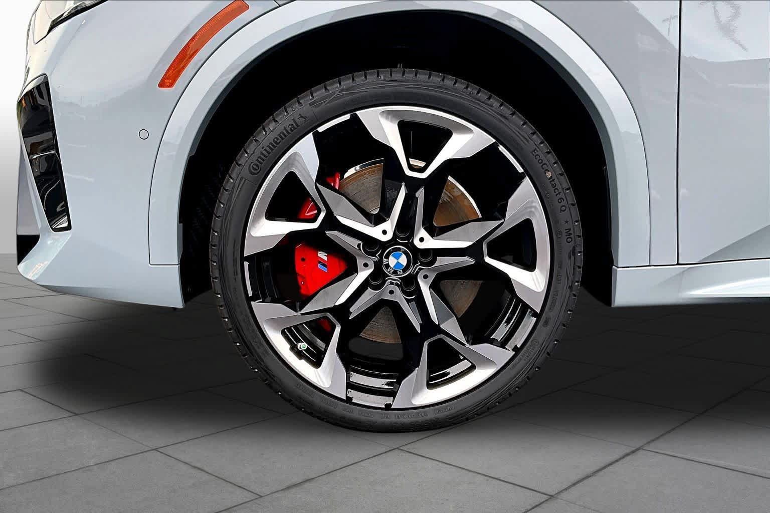 New 2026 BMW X2 xDrive28i w/ Technology Package AWD/4WD image 11