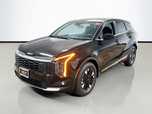New 2026 Kia Sportage LX image 3