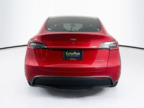 Used 2022 Tesla Model Y Long Range AWD/4WD image 7