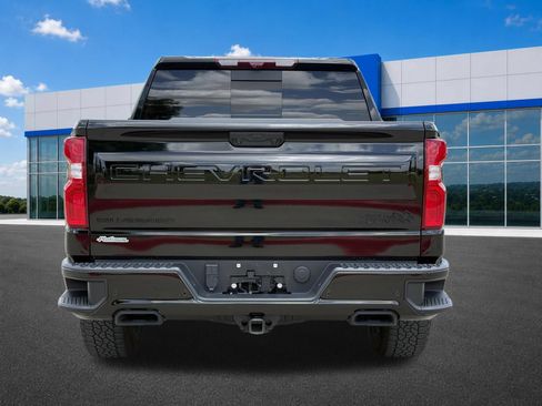 Used 2025 Chevrolet Silverado 1500 High Country w/ Midnight Edition AWD/4WD image 6