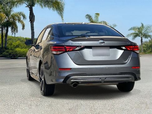 Certified 2022 Nissan Sentra SR w/ SR Premium Package image 4