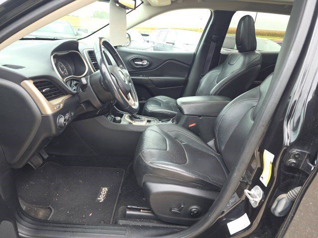 Used 2014 Jeep Cherokee Limited w/ Technology Group AWD/4WD image 17