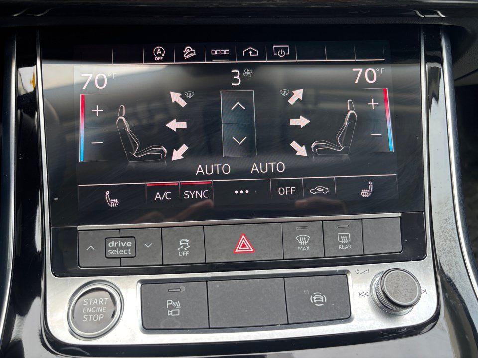 Used 2023 Audi Q7 3.0T Premium Plus w/ Premium Plus Package AWD/4WD image 18