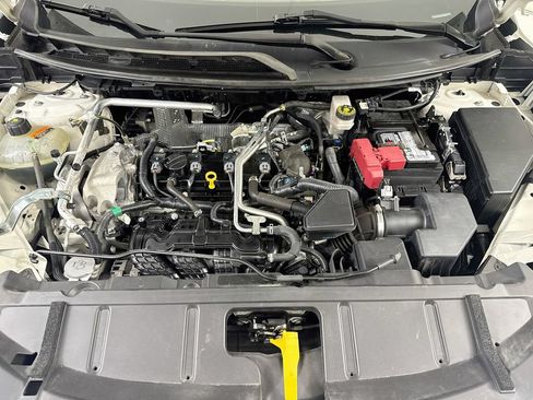 Used 2022 Nissan Rogue S AWD/4WD image 28