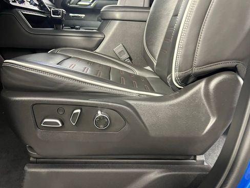 Used 2023 GMC Sierra 1500 AT4X image 25