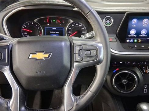 Used 2019 Chevrolet Blazer LT image 12