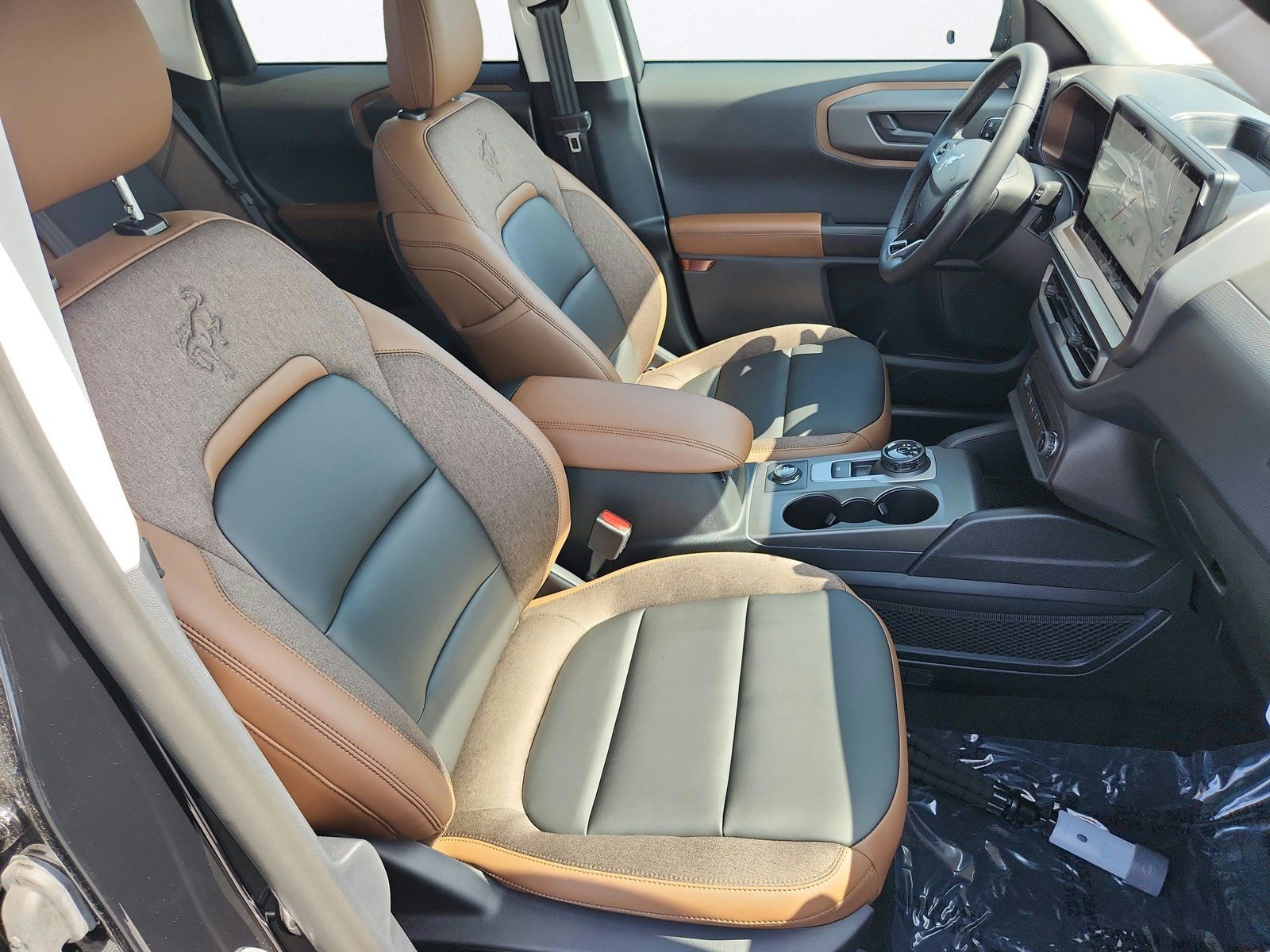 New 2026 Ford Bronco Sport Outer Banks w/ Outer Banks Tech Package+ AWD/4WD image 28