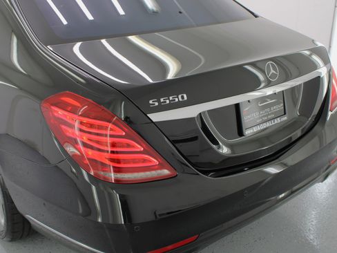 Used 2015 Mercedes-Benz S 550 Sedan image 20
