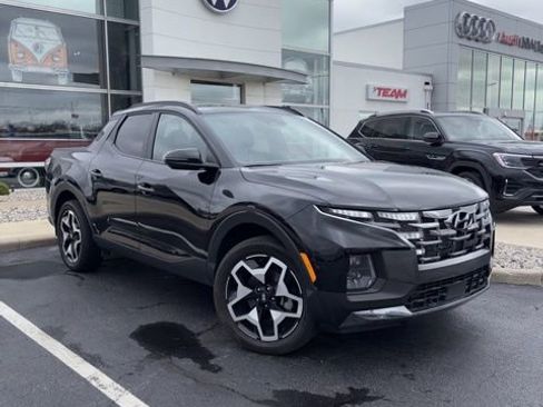 Used 2023 Hyundai Santa Cruz Limited image 1