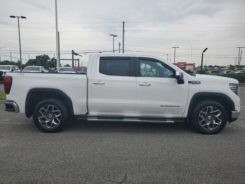 Used 2024 GMC Sierra 1500 SLT w/ SLT Premium Plus Package AWD/4WD image 7