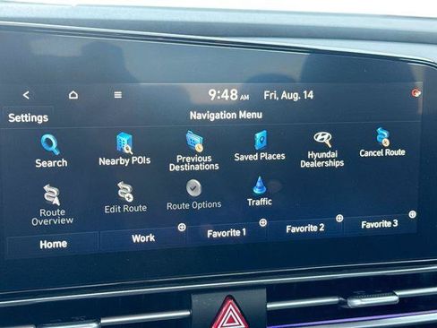 Used 2025 Hyundai Elantra Limited FWD image 19
