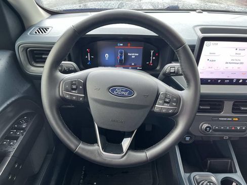 Used 2025 Ford Maverick XLT w/ XLT Luxury Package AWD/4WD image 12