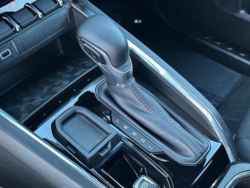 Used 2025 GMC Canyon Elevation w/ Convenience Package image 28