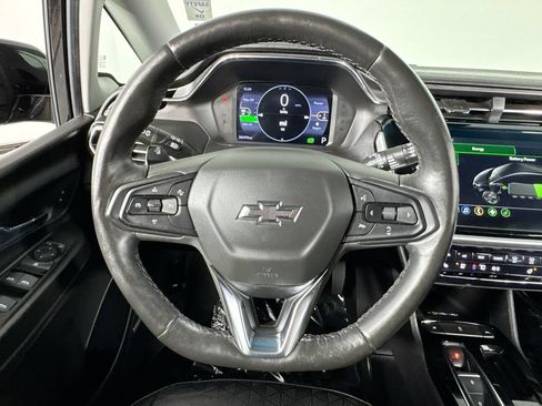 Used 2023 Chevrolet Bolt LT w/ Infotainment Package FWD image 22