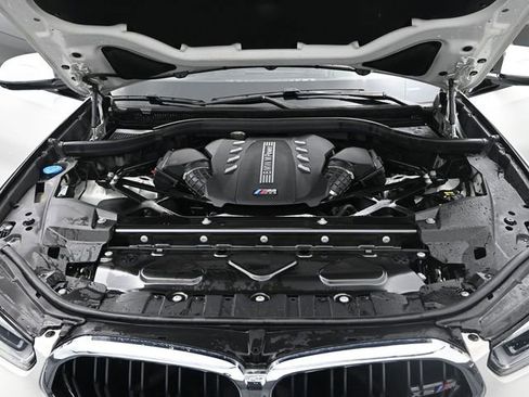 Used 2021 BMW X6 M w/ Executive Package image 17