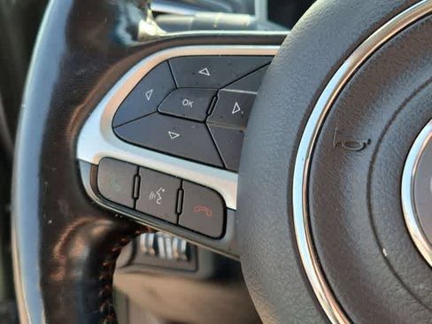 Used 2020 Jeep Compass Limited AWD/4WD image 23