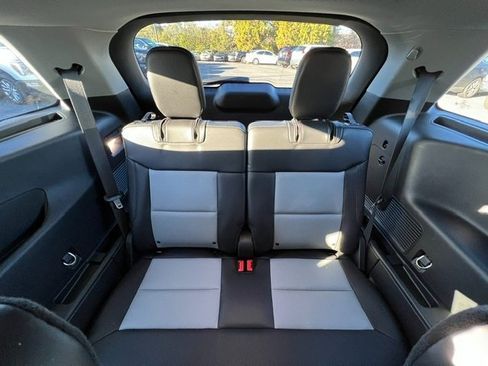 Used 2023 Ford Explorer XLT w/ Equipment Group 202A image 13