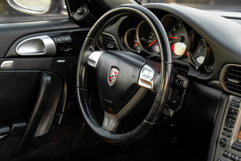 Used 2008 Porsche 911 Carrera RWD image 14