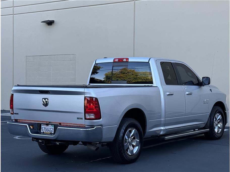 Used 2017 RAM 1500 Classic SLT RWD image 6
